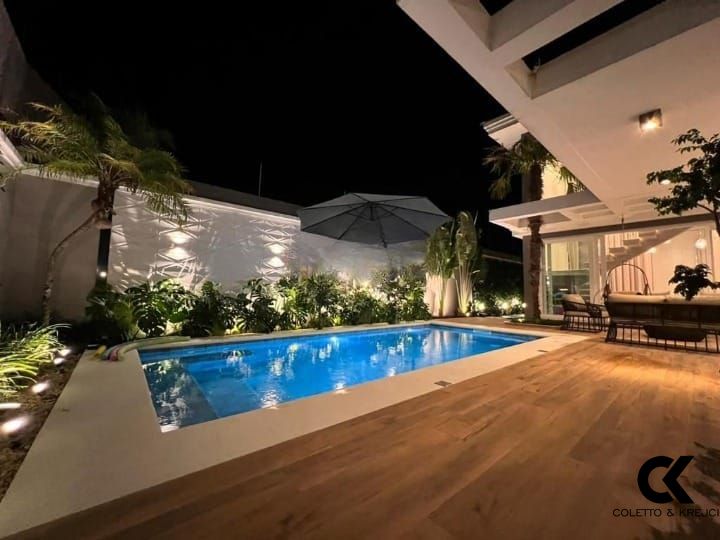 Casa, 3 quartos, 325 m² - Foto 4
