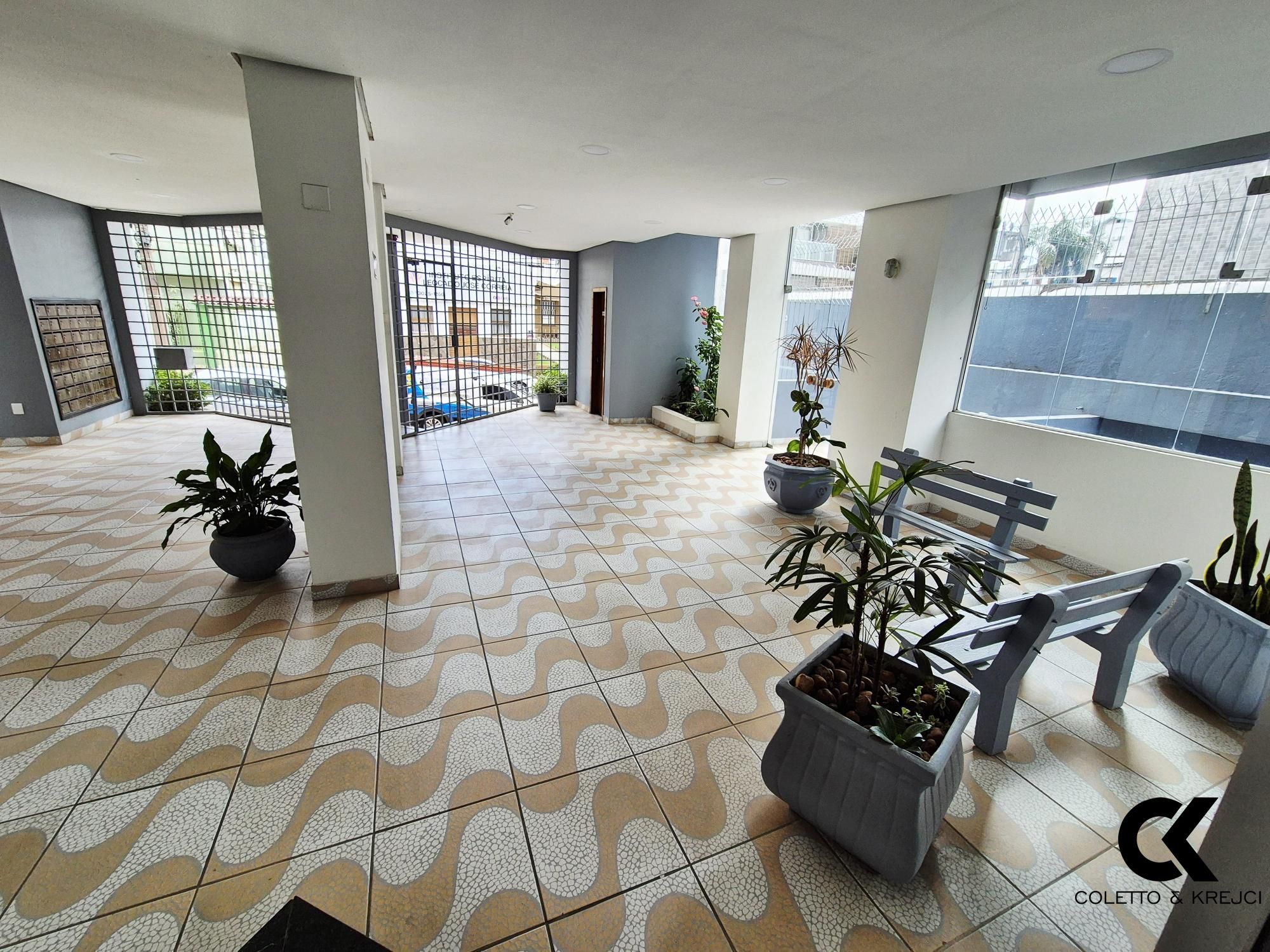 Apartamento, 2 quartos, 77 m² - Foto 2