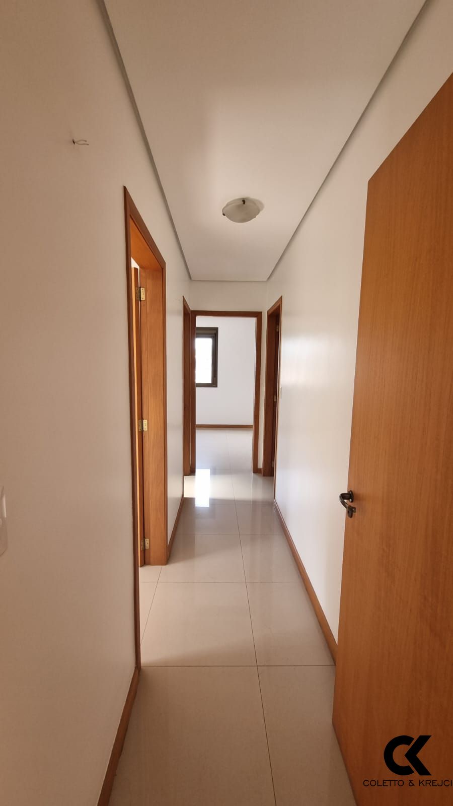 Apartamento à venda com 3 quartos, 131m² - Foto 10