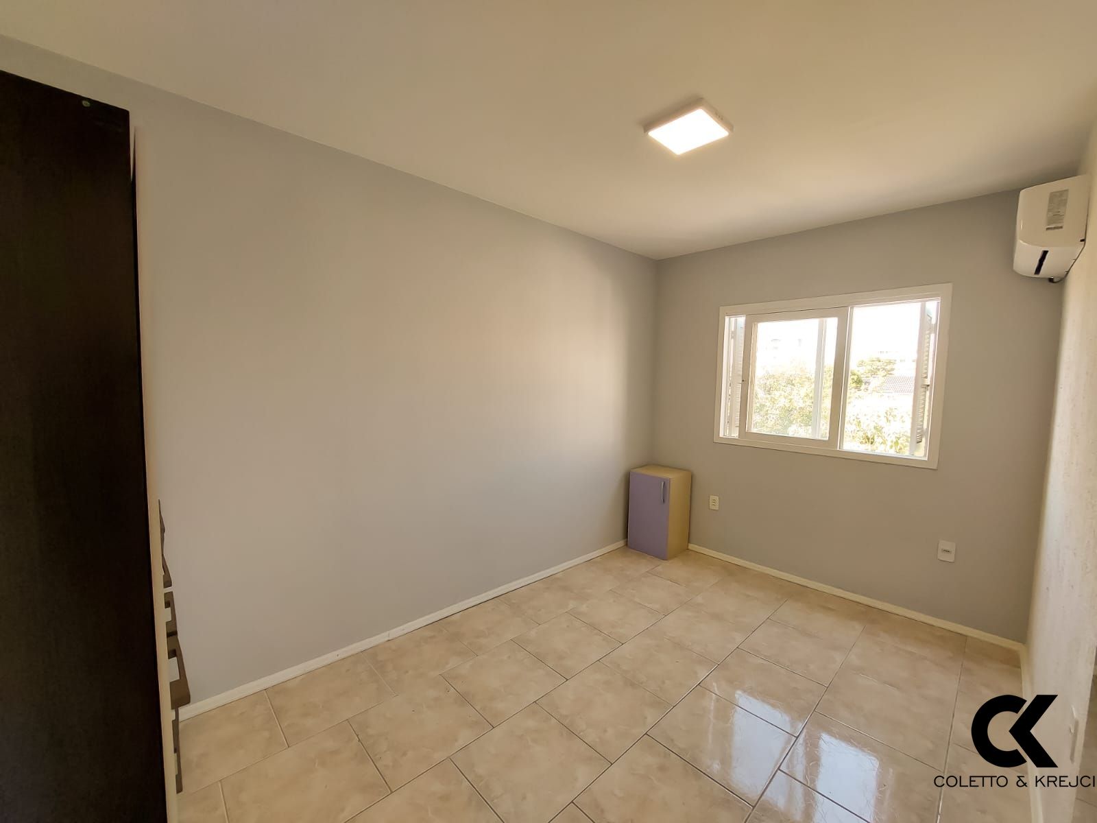 Apartamento à venda com 1 quarto, 34m² - Foto 6