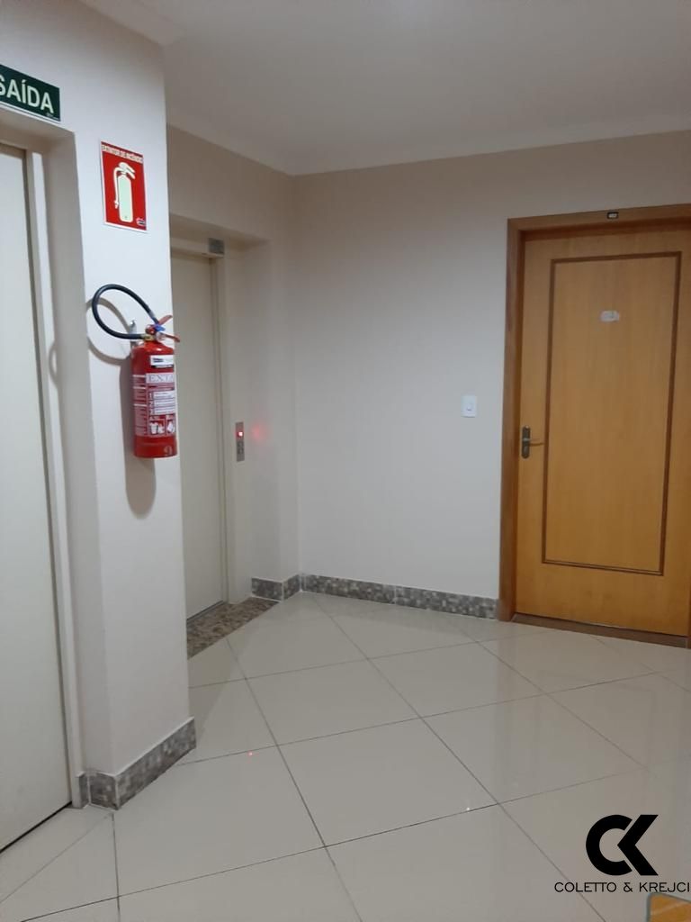 Apartamento à venda com 2 quartos, 68m² - Foto 12