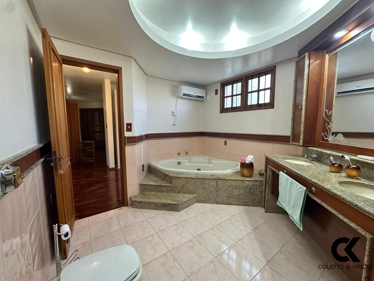 Casa, 3 quartos, 284 m² - Foto 18