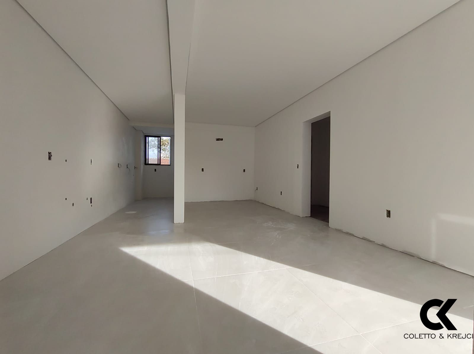 Apartamento à venda com 3 quartos, 108m² - Foto 4