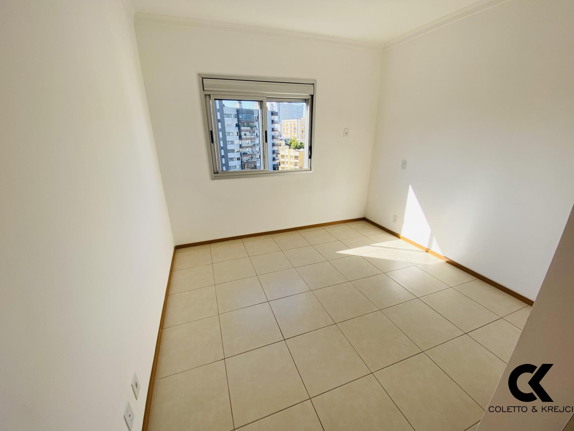 Apartamento à venda com 3 quartos, 87m² - Foto 8