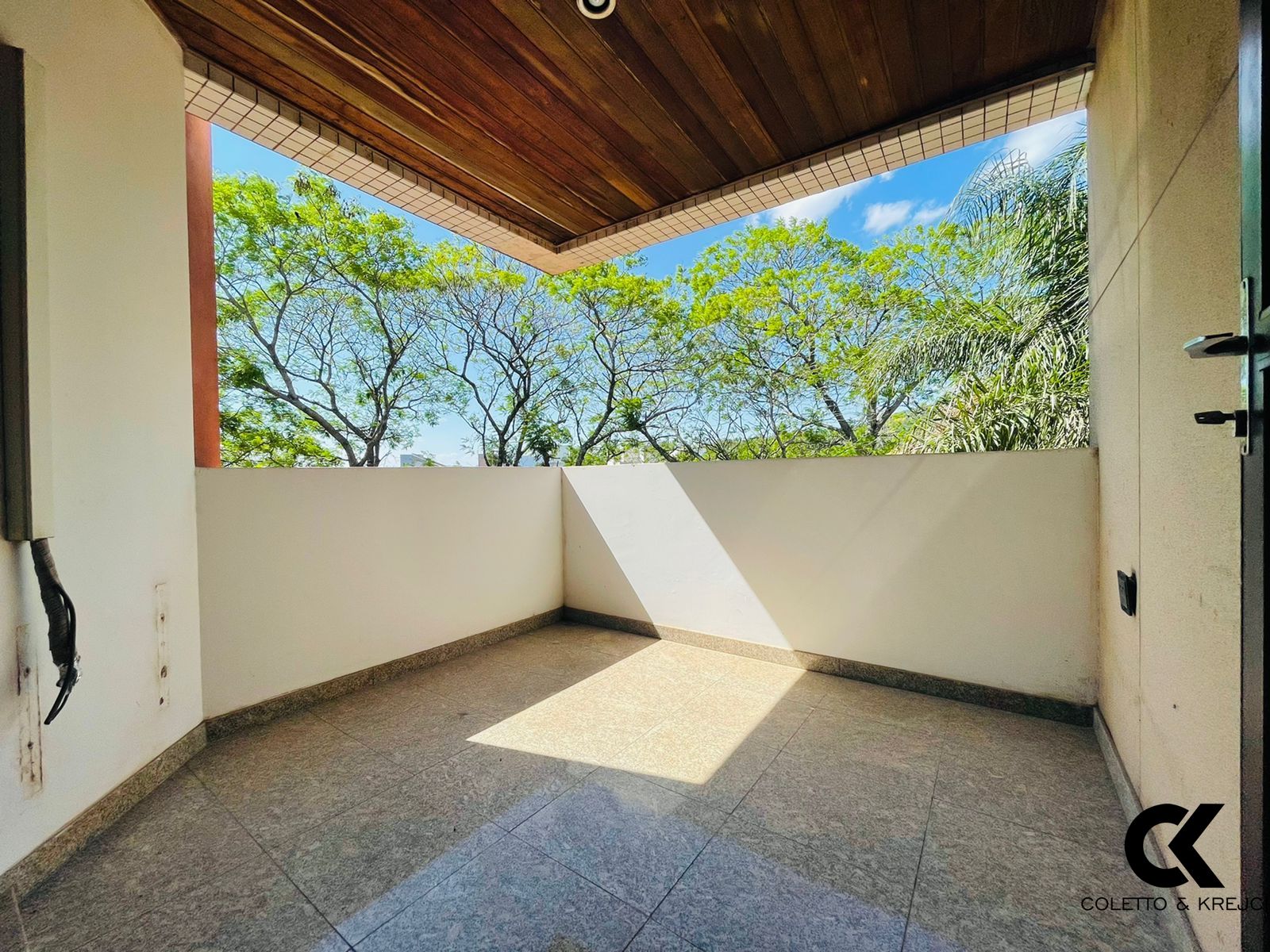 Apartamento à venda com 4 quartos, 303m² - Foto 6