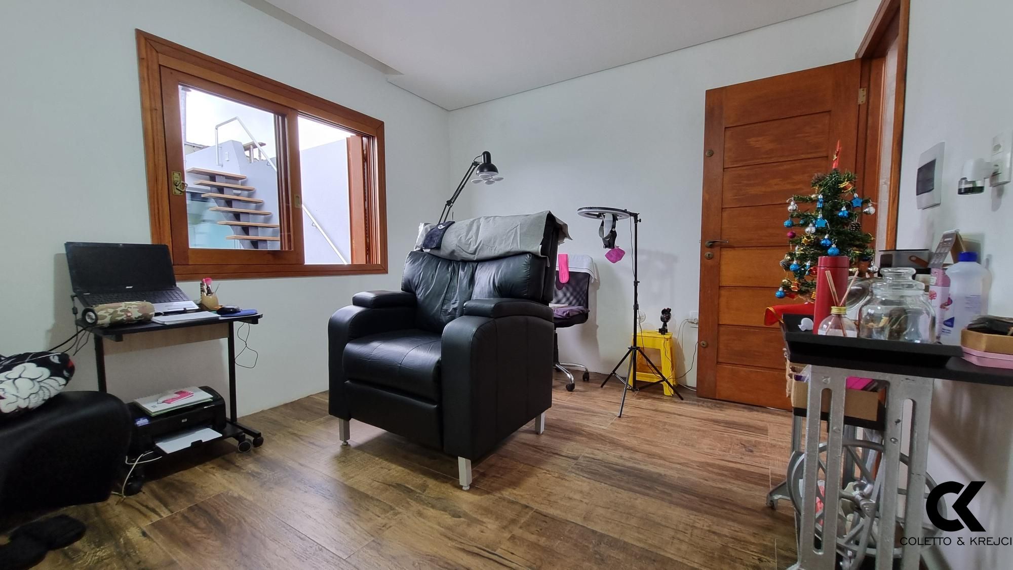 Casa à venda com 3 quartos, 159m² - Foto 9