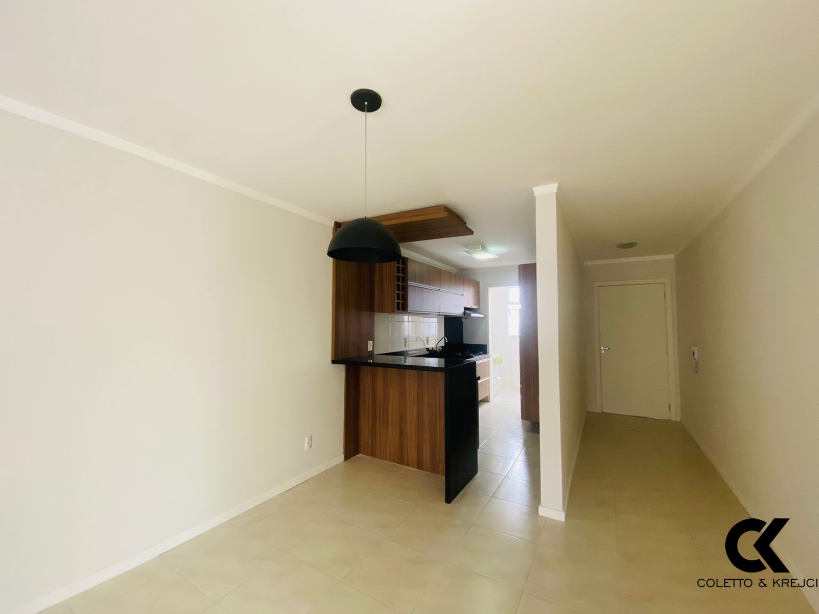 Apartamento à venda com 2 quartos, 76m² - Foto 4