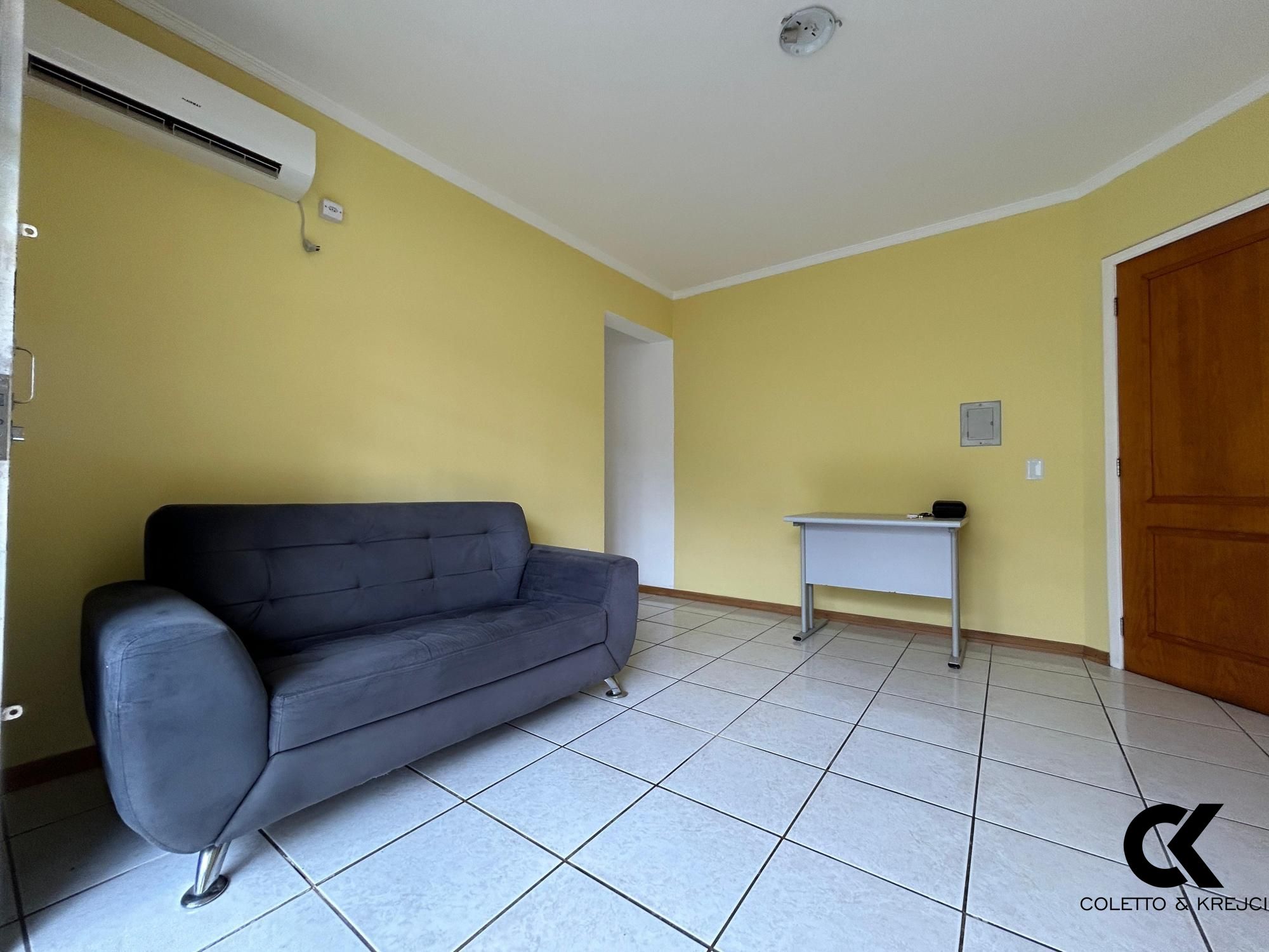 Apartamento à venda com 2 quartos, 62m² - Foto 4