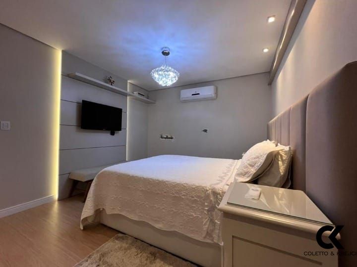 Casa, 3 quartos, 325 m² - Foto 21