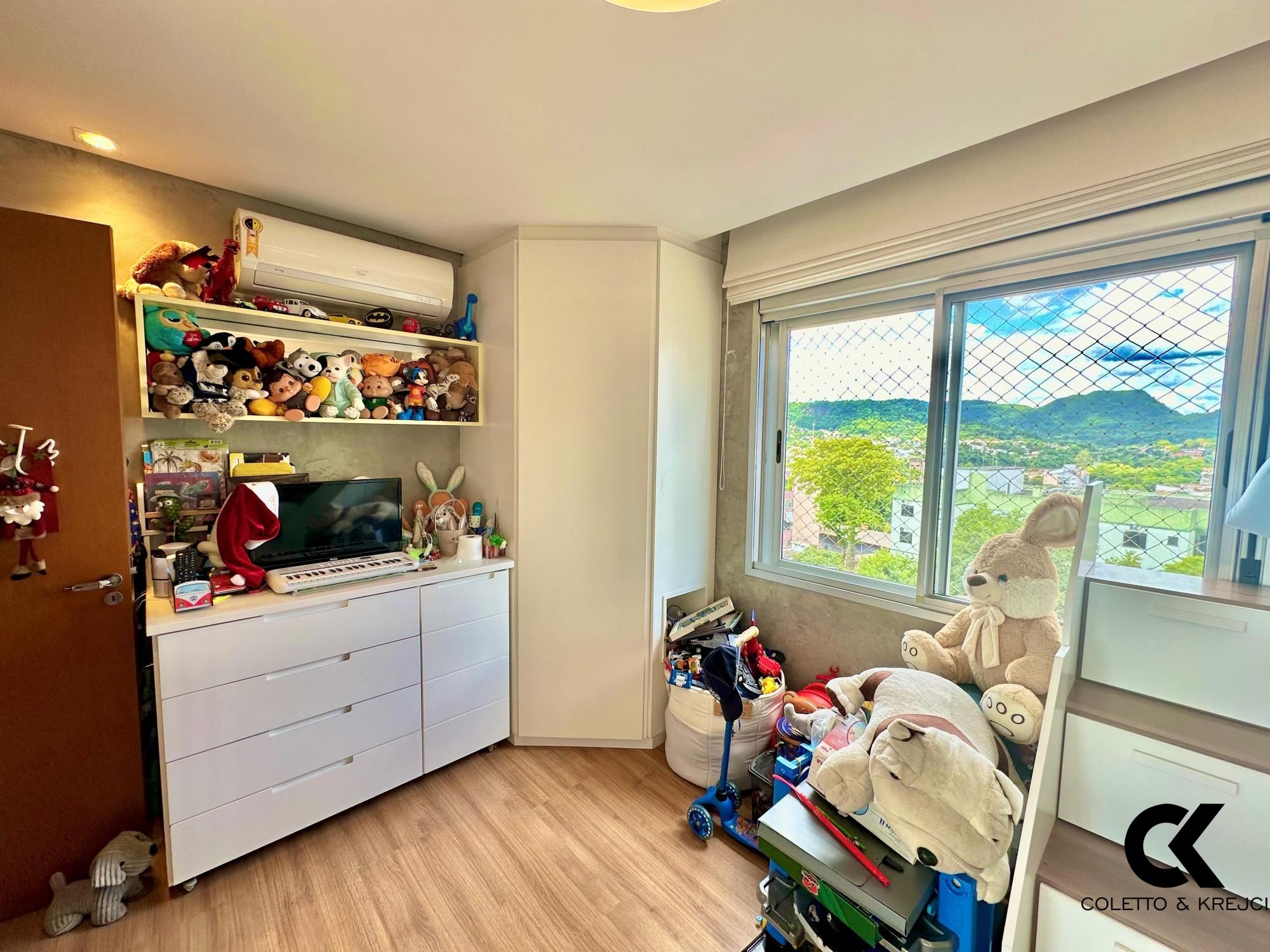 Apartamento à venda com 3 quartos, 135m² - Foto 18