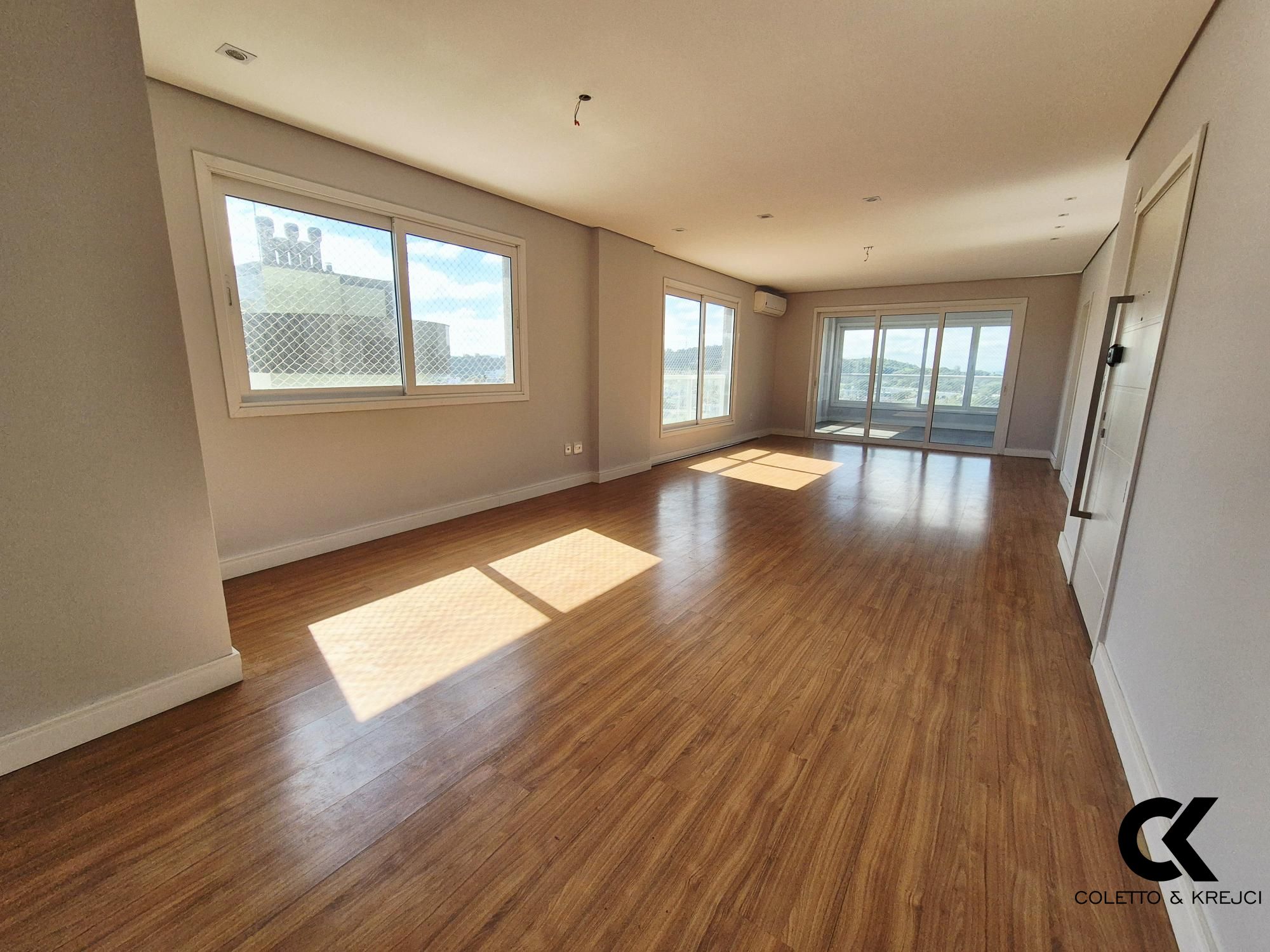 Apartamento, 3 quartos, 200 m² - Foto 3