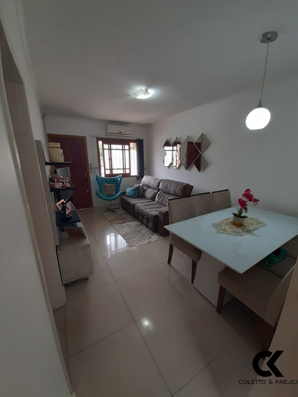 Casa à venda com 2 quartos, 100m² - Foto 4