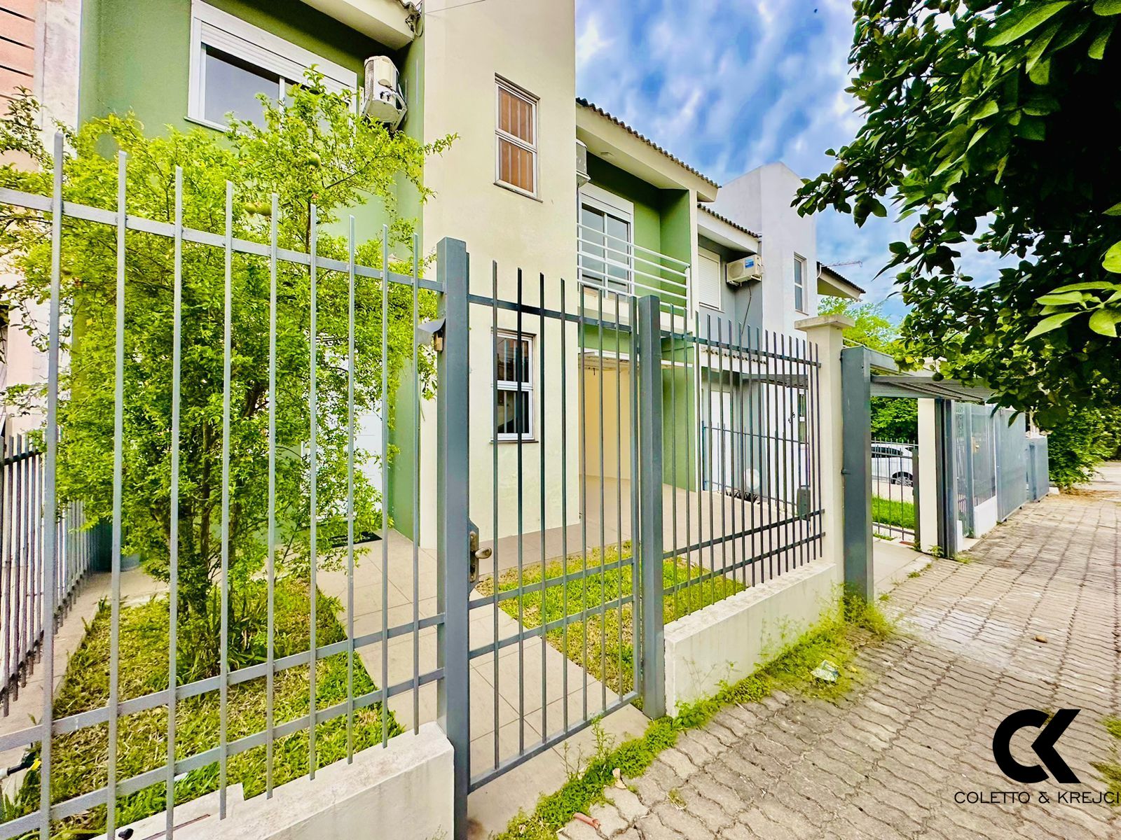 Casa, 3 quartos, 96 m² - Foto 1