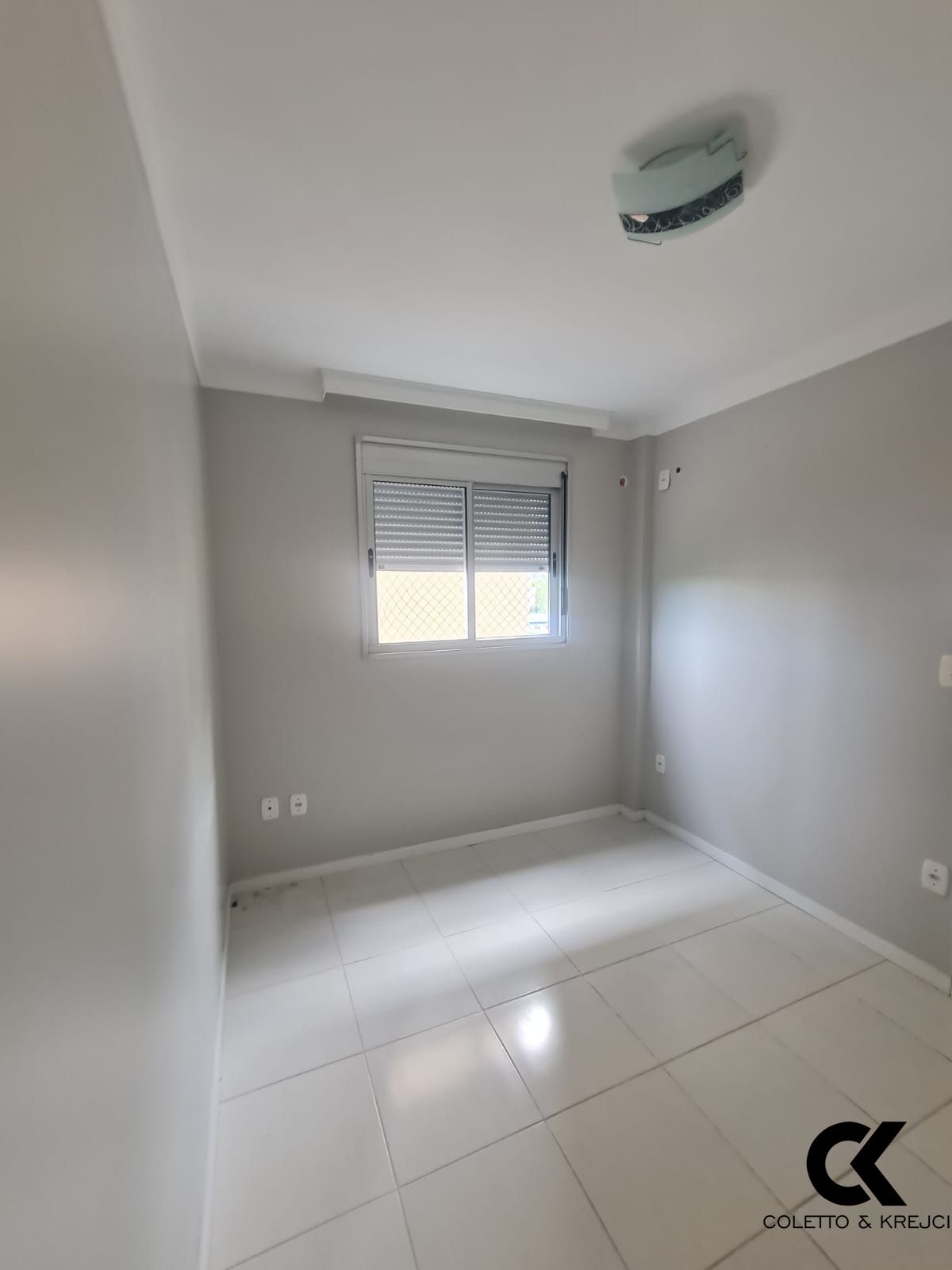 Apartamento à venda com 3 quartos, 60m² - Foto 11