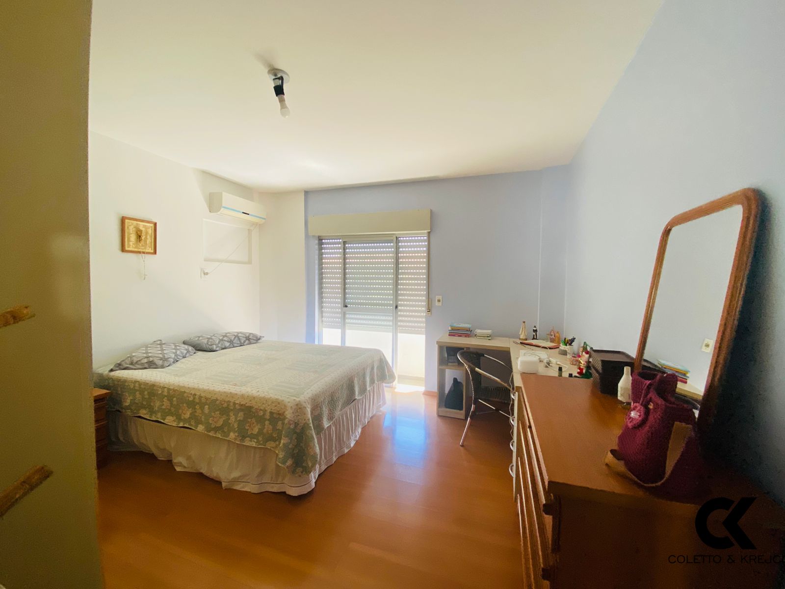 Apartamento à venda com 3 quartos, 106m² - Foto 6