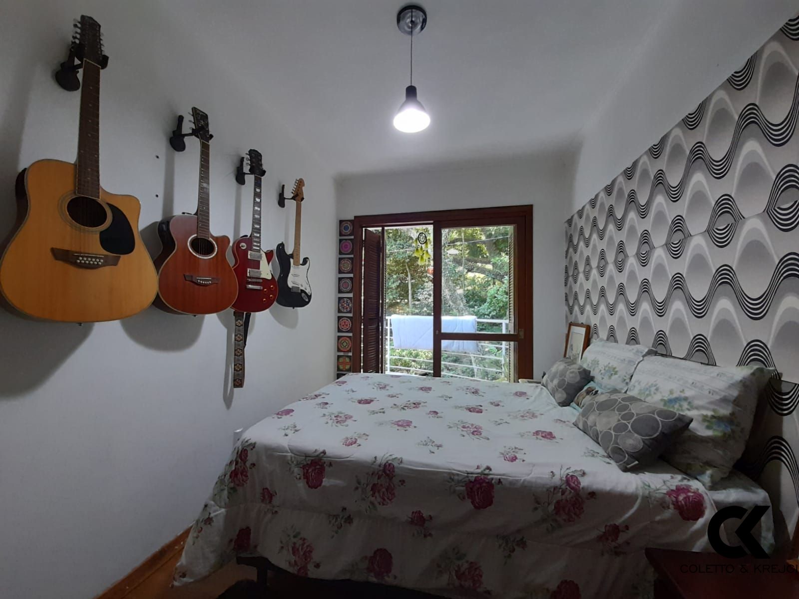 Casa à venda com 3 quartos, 220m² - Foto 18