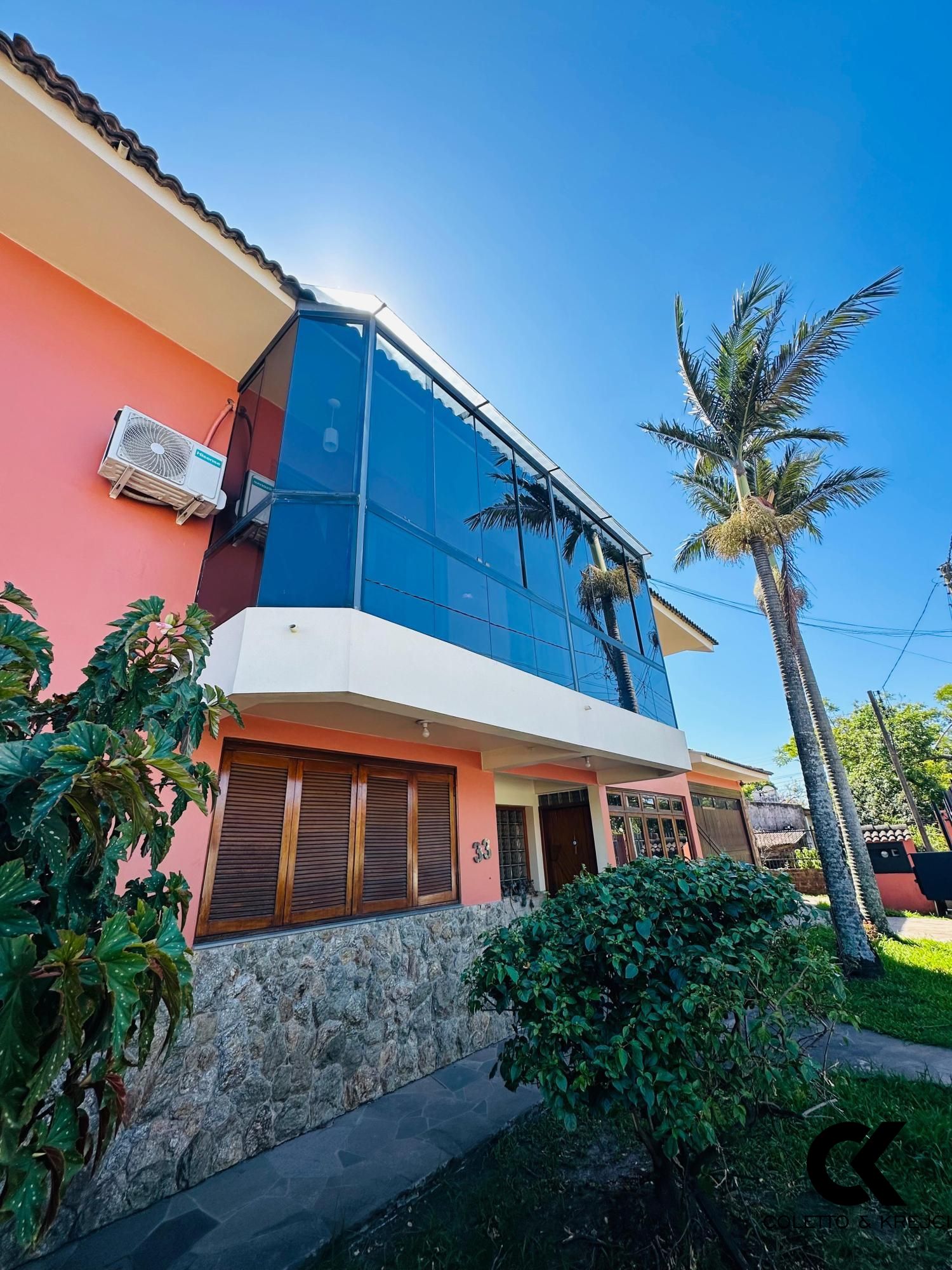 Casa à venda com 4 quartos, 280m² - Foto 2