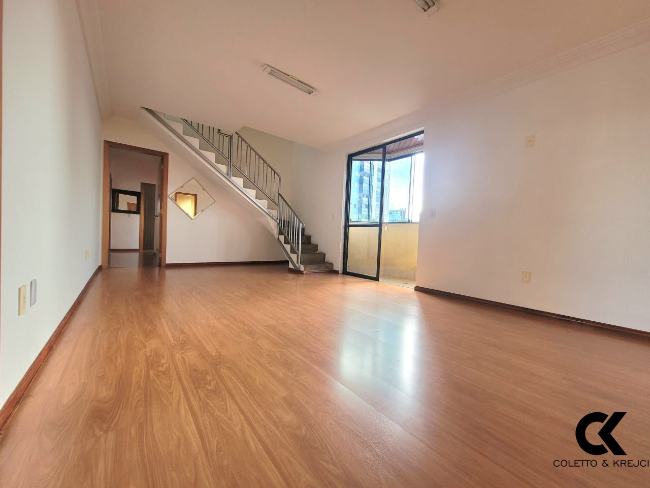 Cobertura à venda com 3 quartos, 170m² - Foto 4