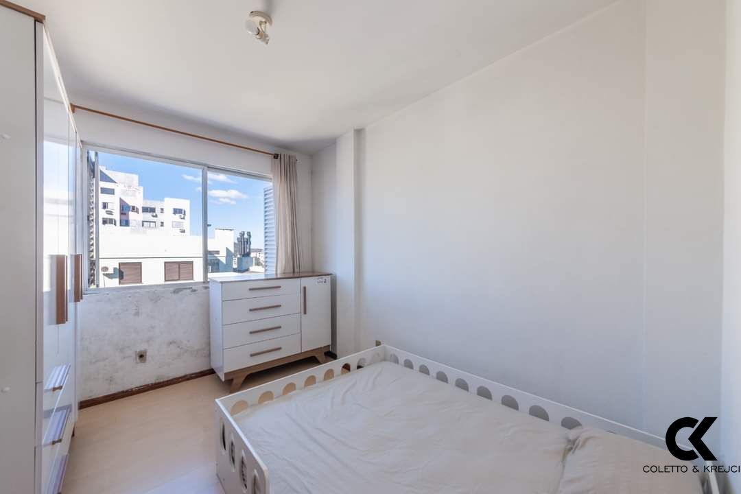 Apartamento à venda com 2 quartos, 68m² - Foto 8