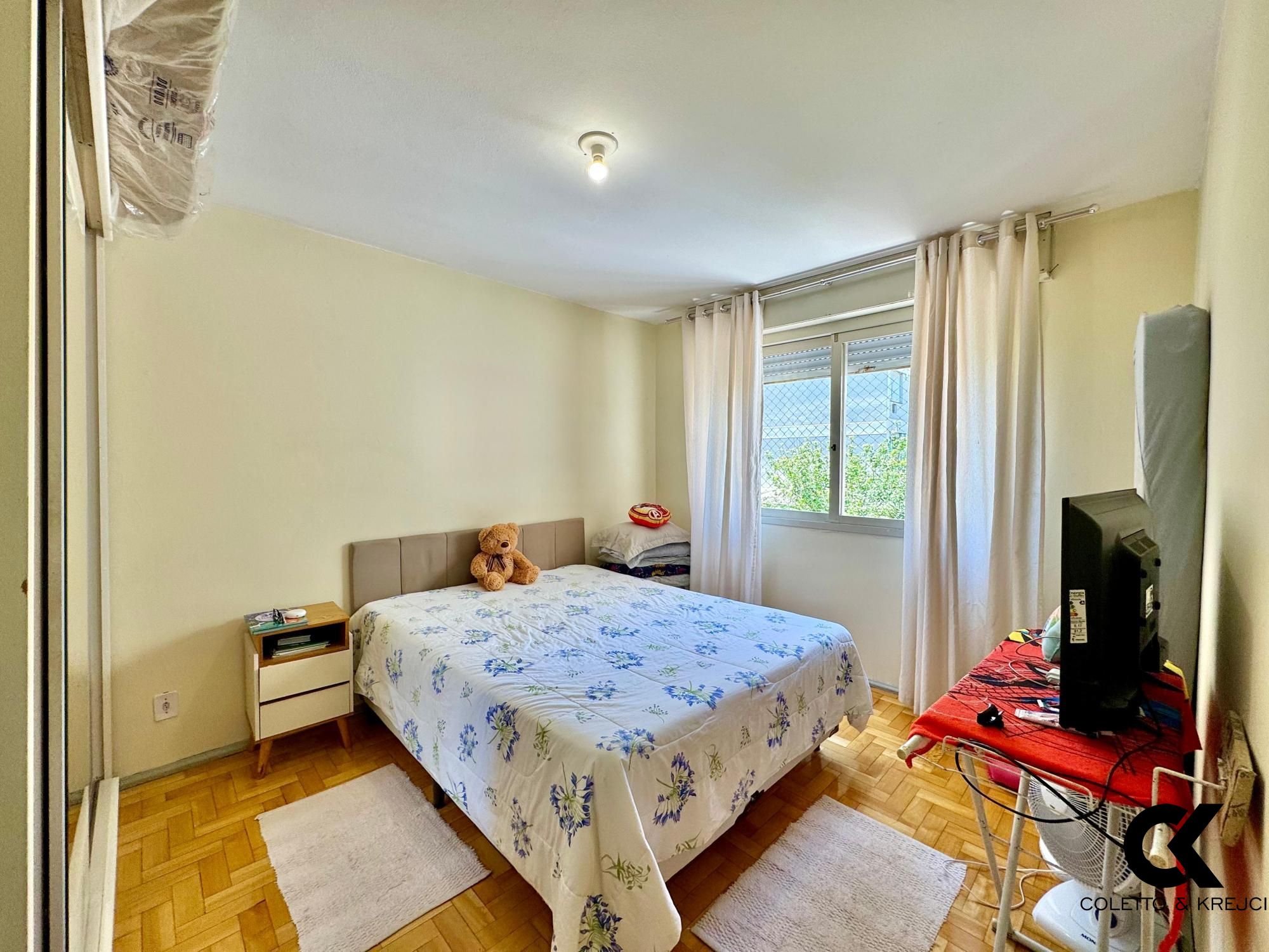 Apartamento à venda com 3 quartos, 117m² - Foto 13