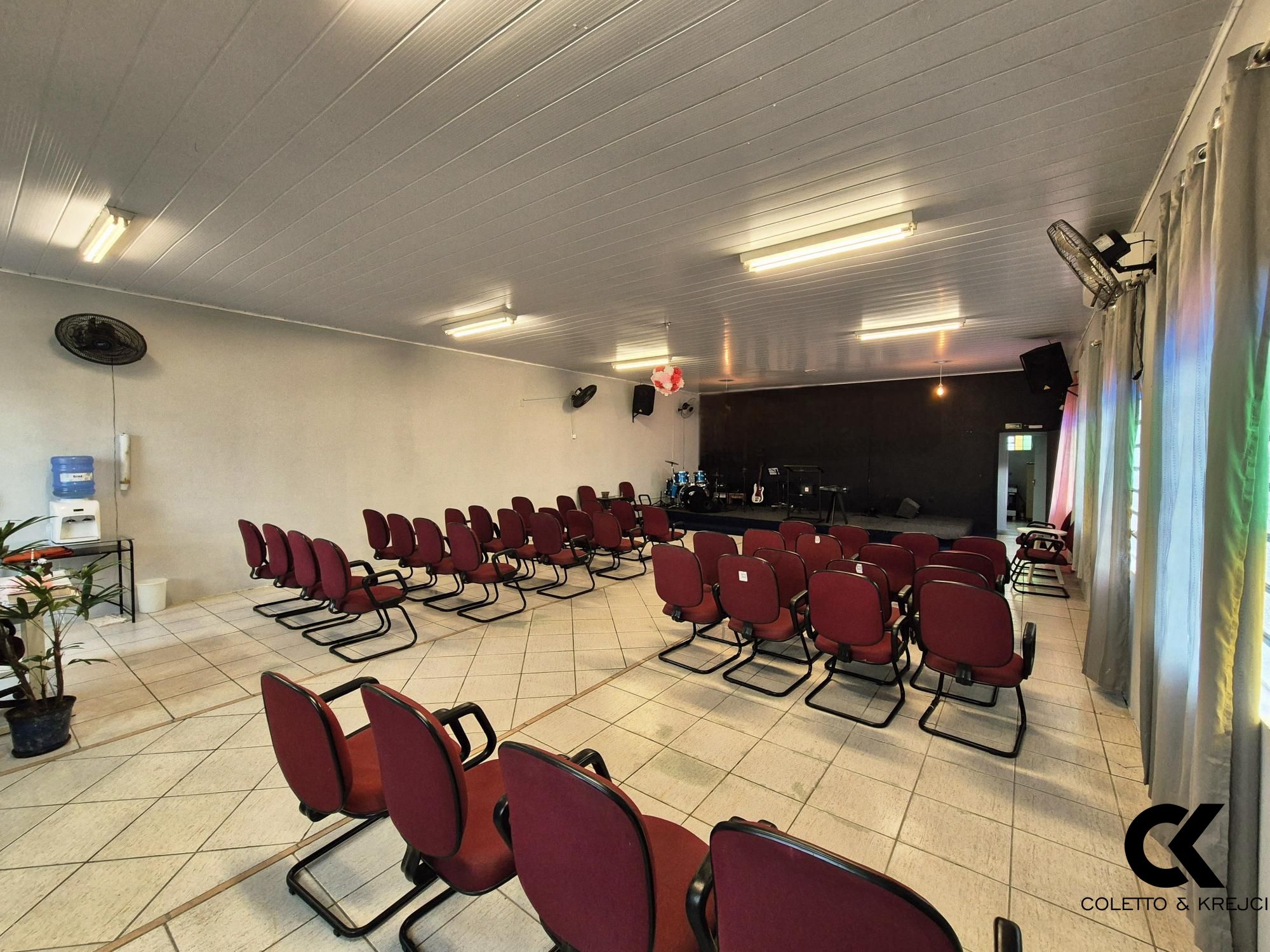 Loja-Salão, 186 m² - Foto 1