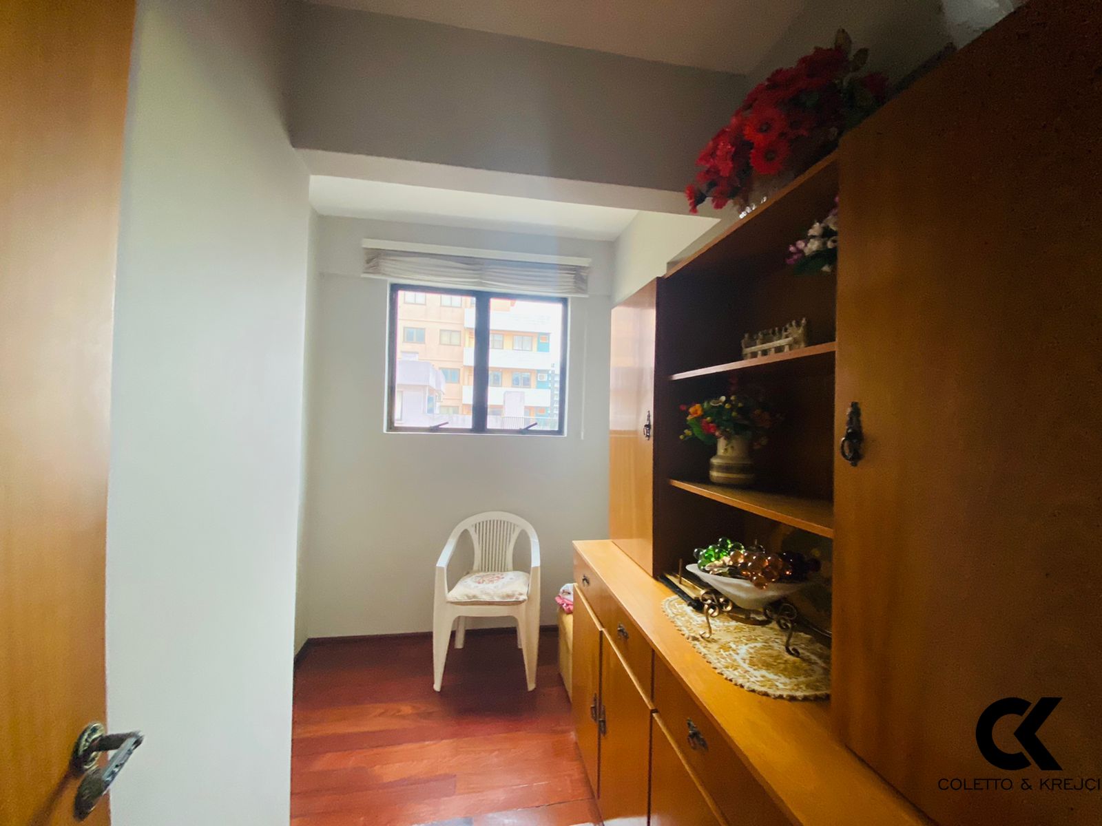 Apartamento à venda com 3 quartos, 114m² - Foto 13