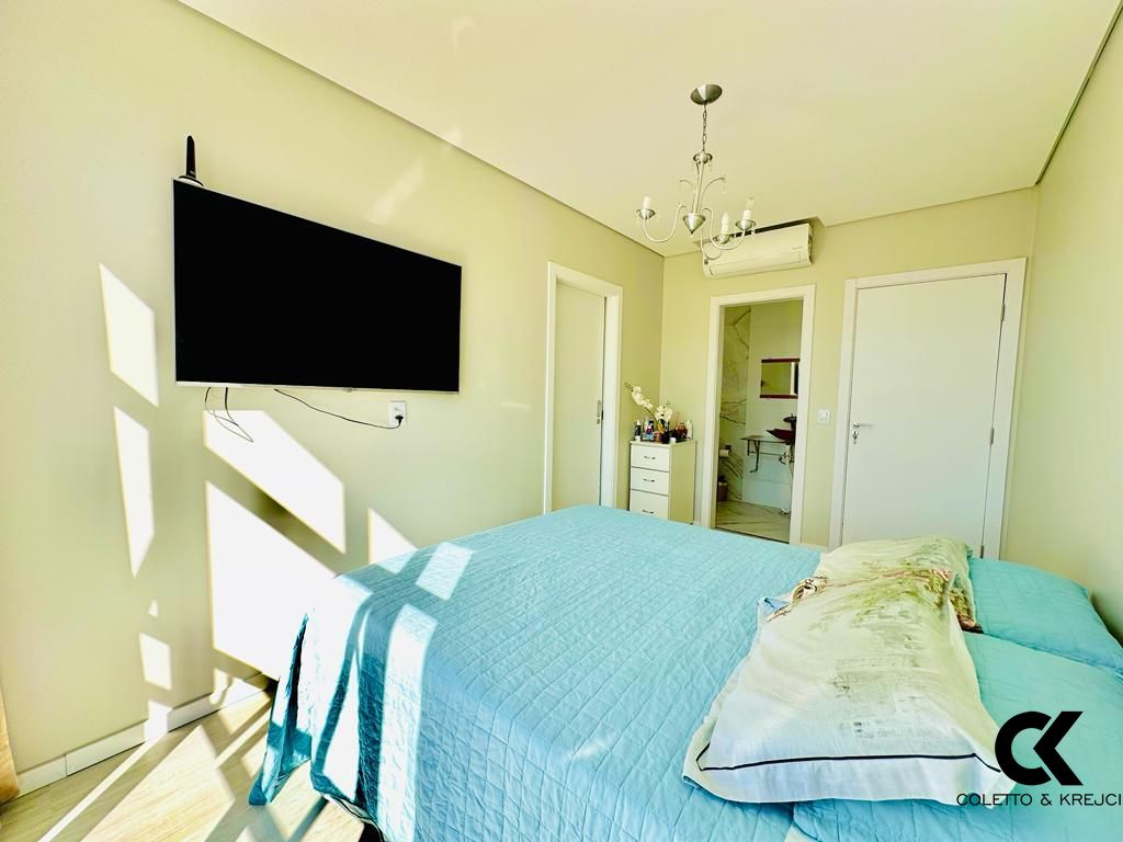 Casa, 4 quartos, 240 m² - Foto 16