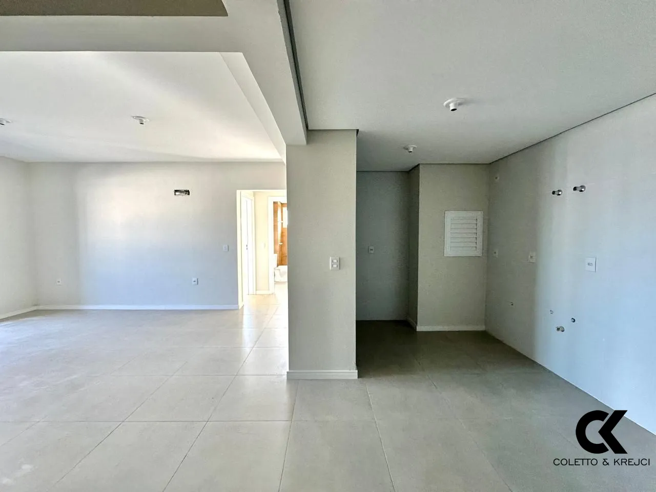 Apartamento, 2 quartos, 83 m² - Foto 1