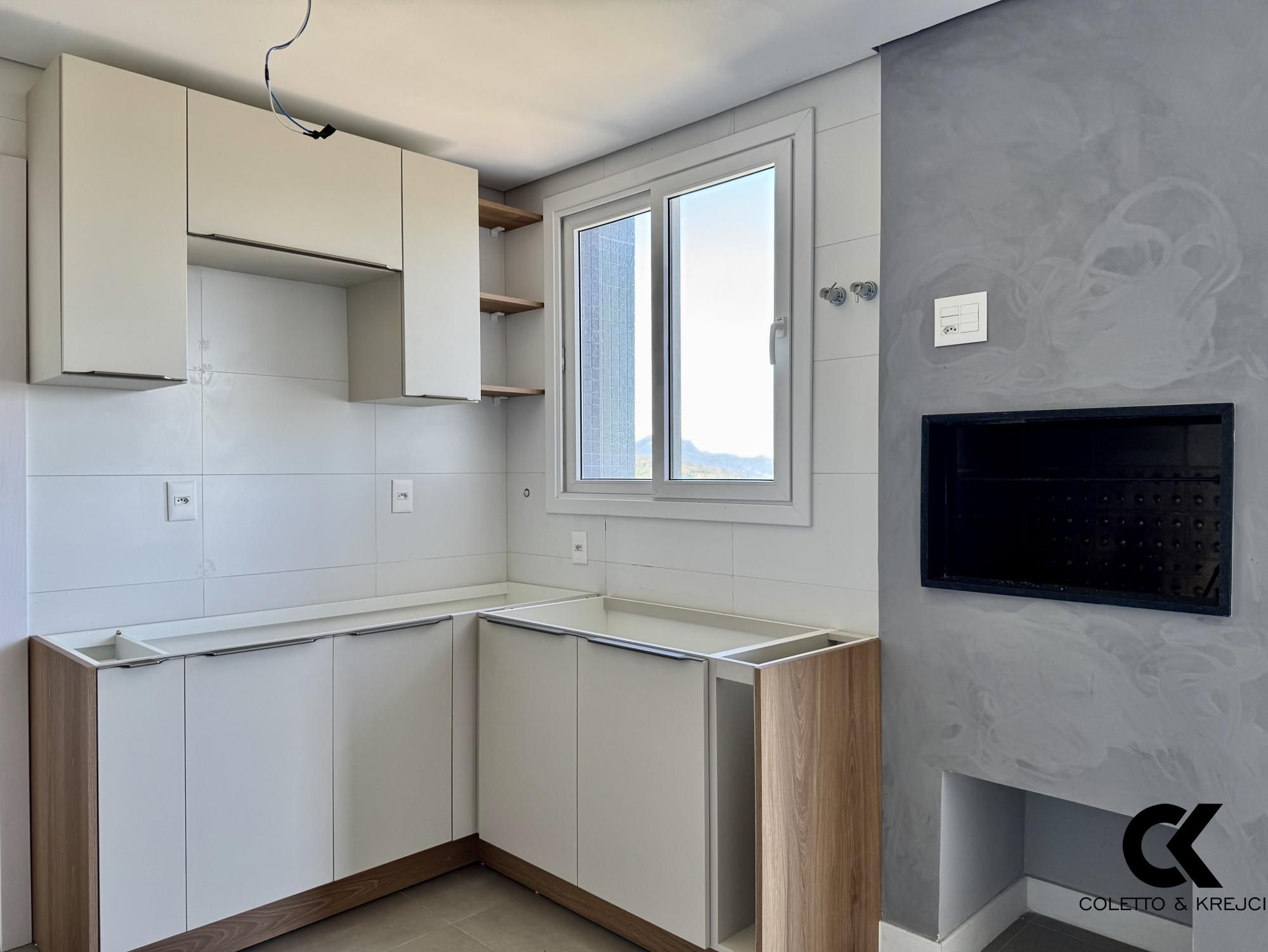 Apartamento à venda com 2 quartos, 83m² - Foto 4