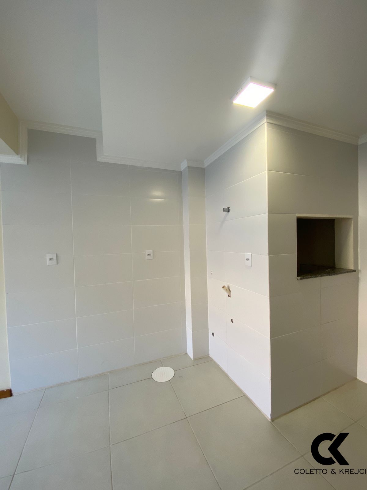 Apartamento à venda com 1 quarto, 39m² - Foto 3