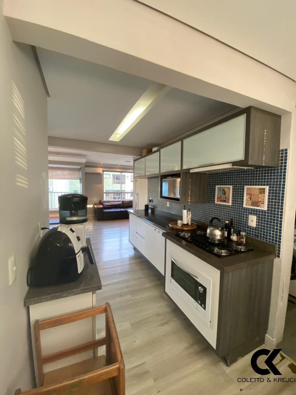 Apartamento à venda com 3 quartos, 82m² - Foto 4