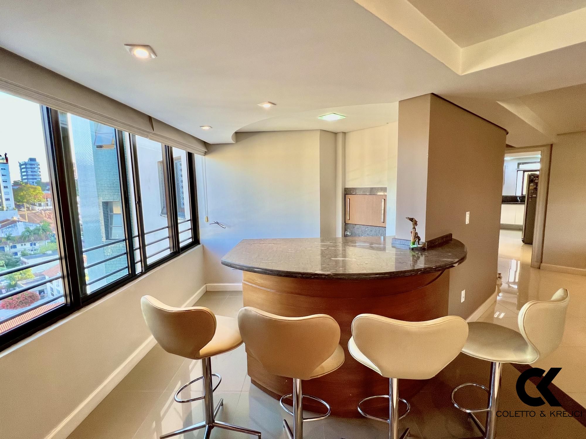 Apartamento, 3 quartos, 200 m² - Foto 4