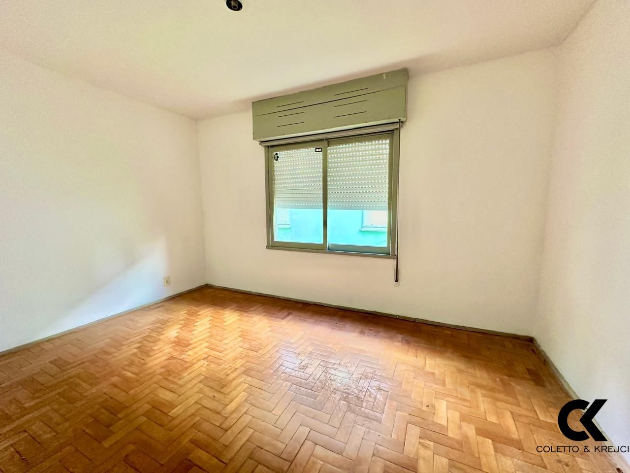 Apartamento à venda com 4 quartos, 133m² - Foto 4