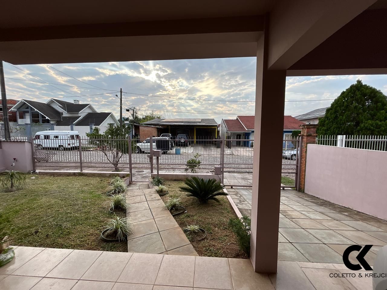 Casa, 4 quartos, 165 m² - Foto 2