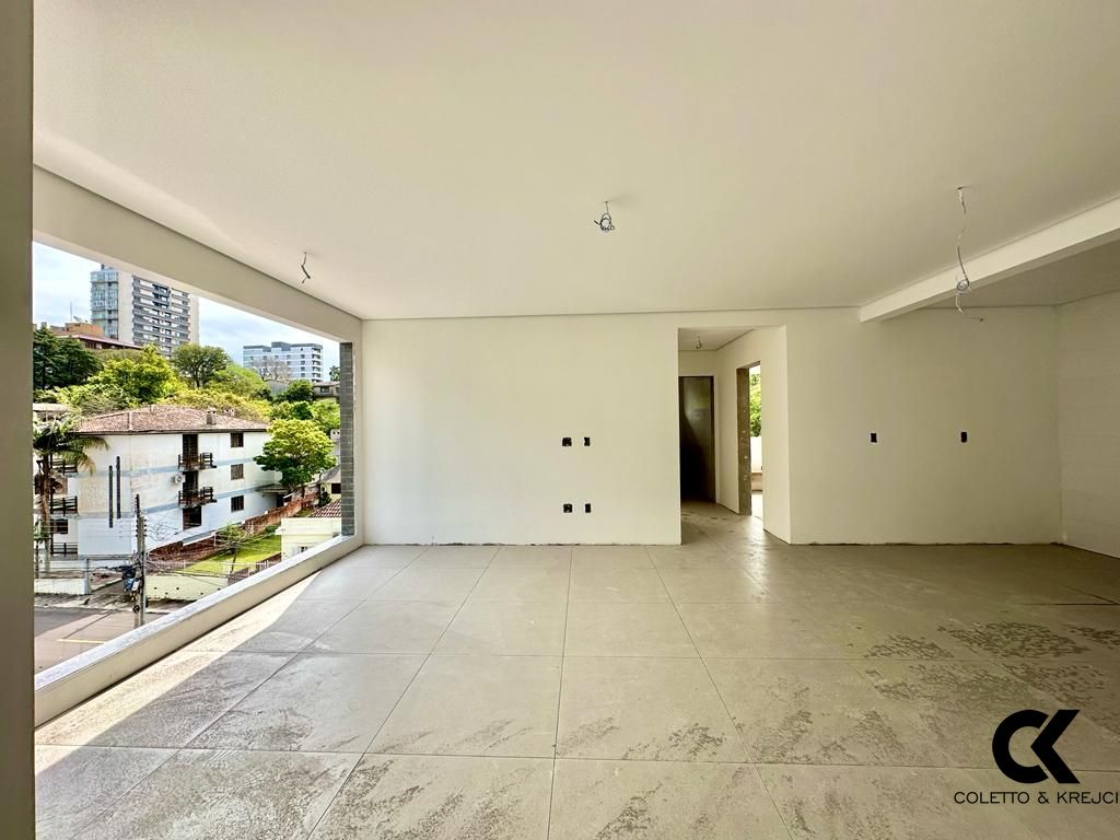 Apartamento à venda com 2 quartos, 86m² - Foto 1