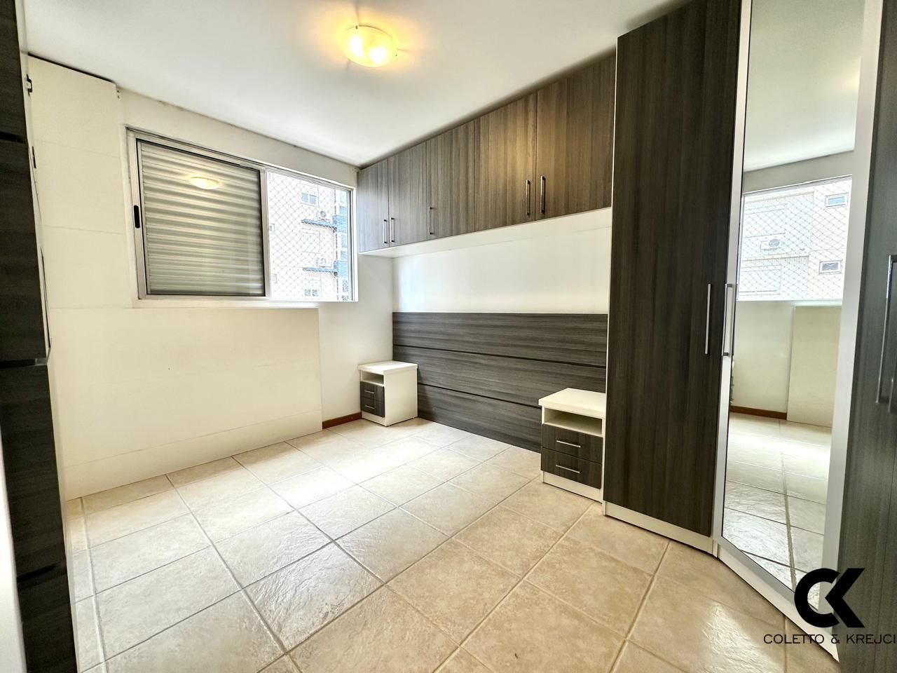 Apartamento à venda com 3 quartos, 73m² - Foto 9