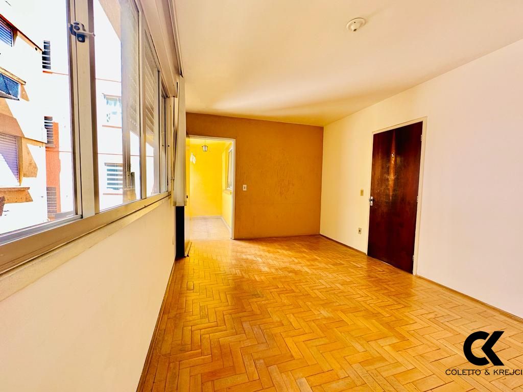 Apartamento à venda com 2 quartos, 96m² - Foto 4