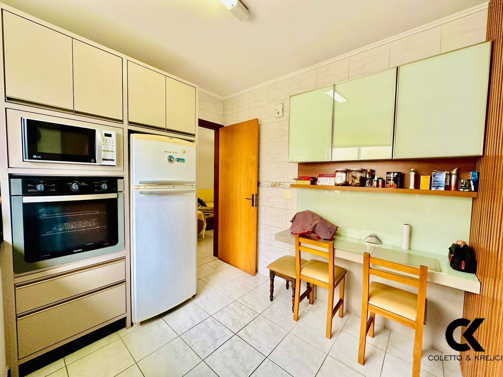 Apartamento à venda com 2 quartos, 86m² - Foto 6