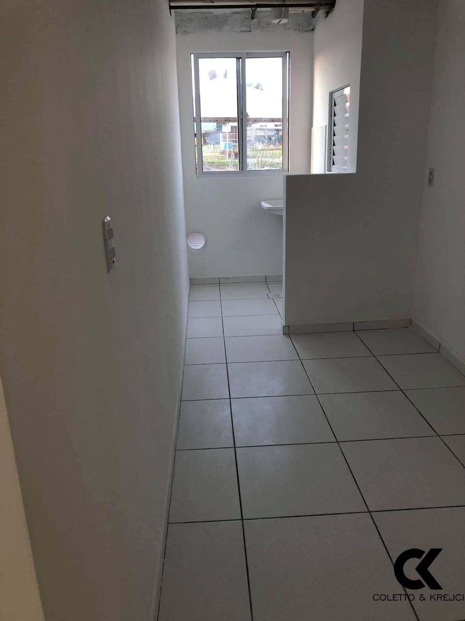 Apartamento à venda com 2 quartos, 56m² - Foto 4