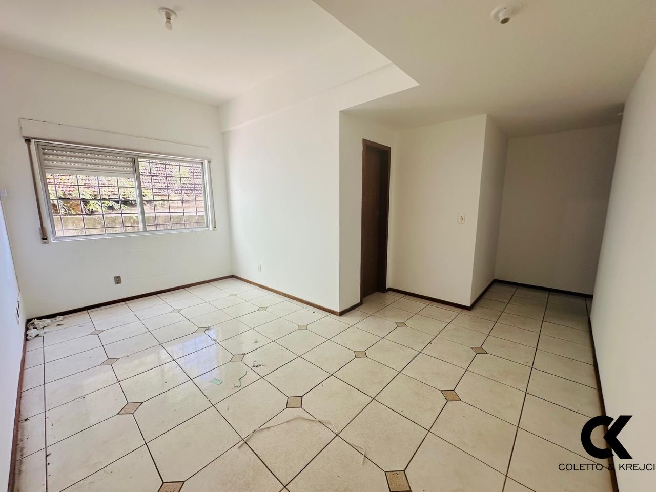 Apartamento à venda com 1 quarto, 36m² - Foto 1