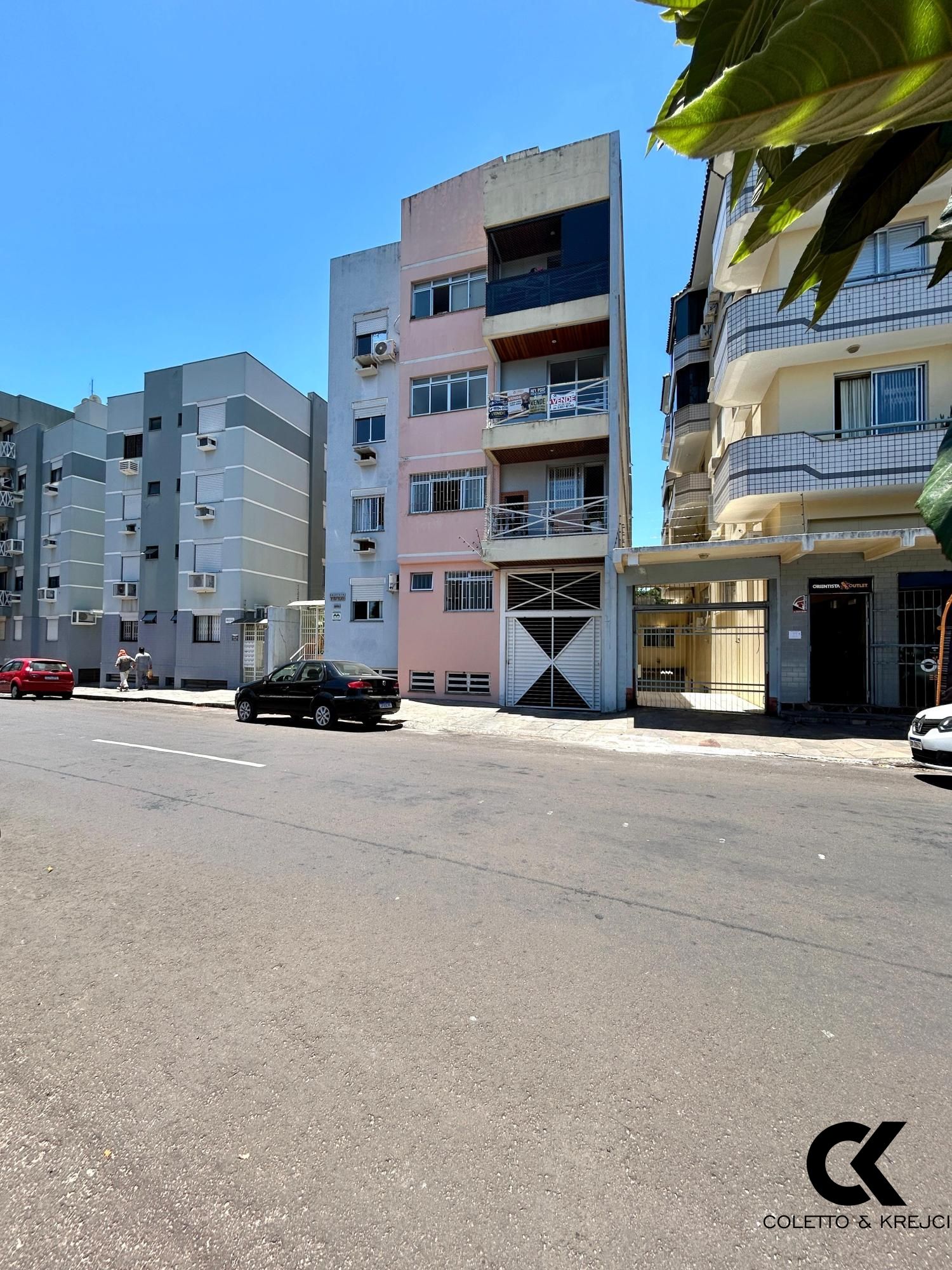 Apartamento à venda com 1 quarto, 53m² - Foto 2