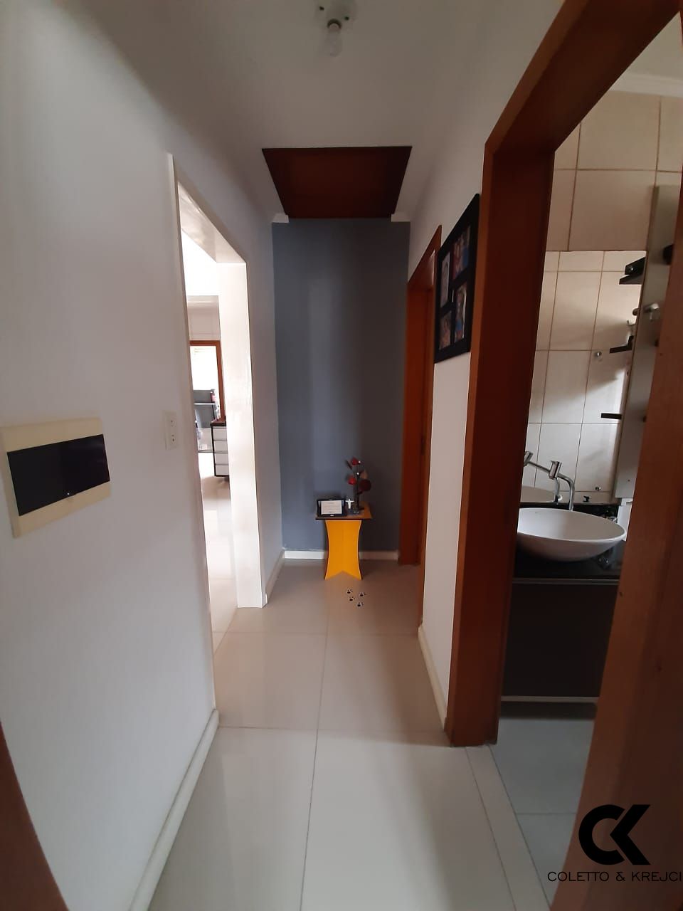 Casa à venda com 2 quartos, 100m² - Foto 8