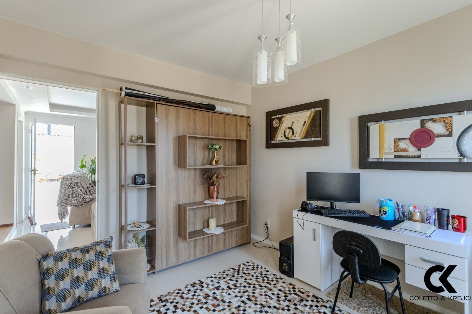 Casa, 4 quartos, 230 m² - Foto 1