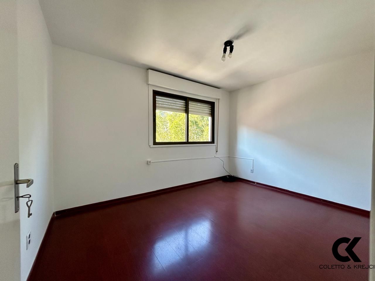 Apartamento à venda com 2 quartos, 64m² - Foto 18