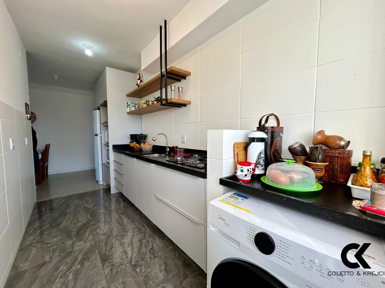 Apartamento à venda com 2 quartos, 57m² - Foto 10