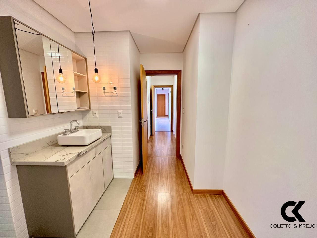 Apartamento à venda com 2 quartos, 95m² - Foto 16