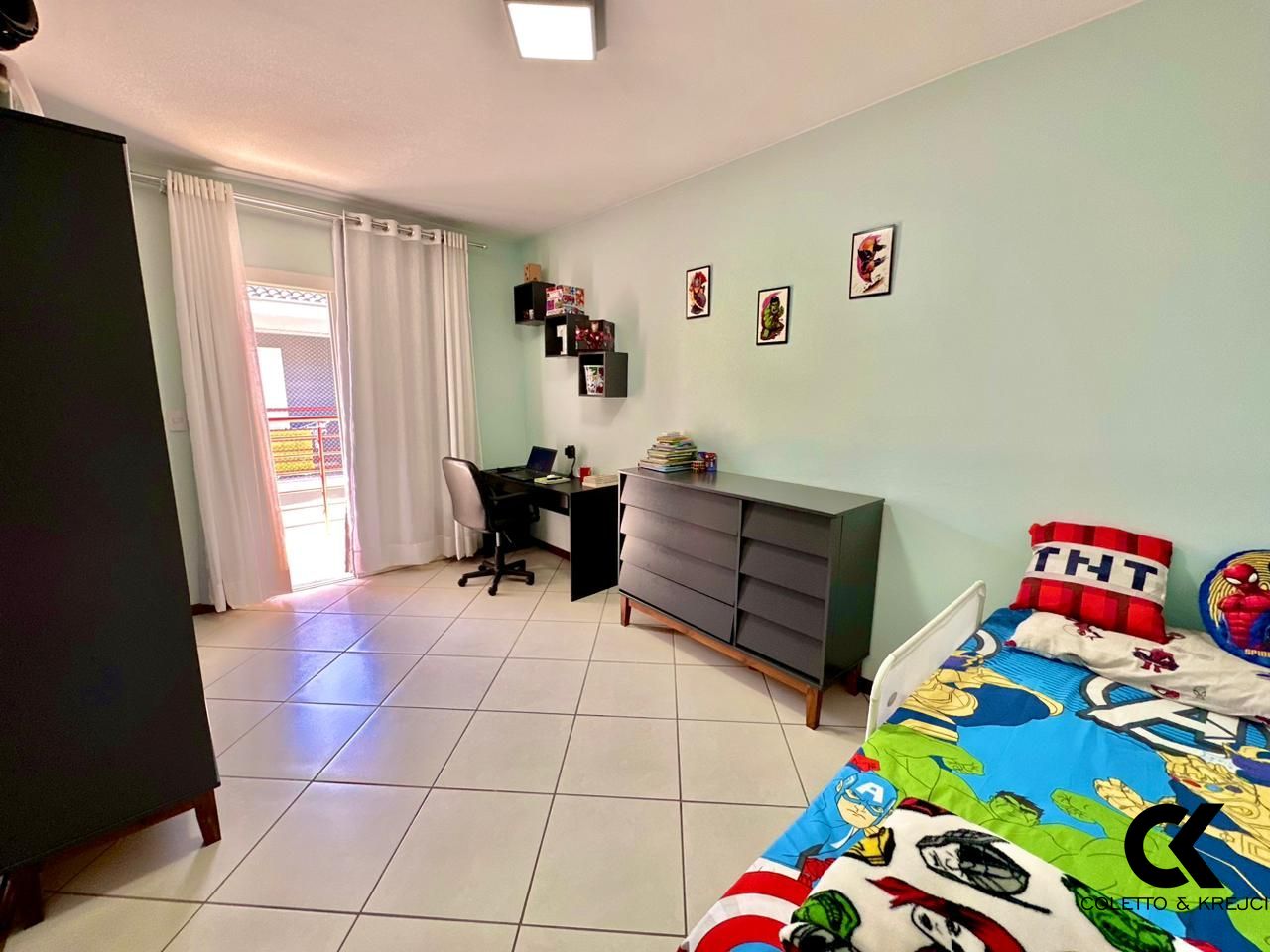 Casa de Condomínio à venda com 2 quartos, 99m² - Foto 17