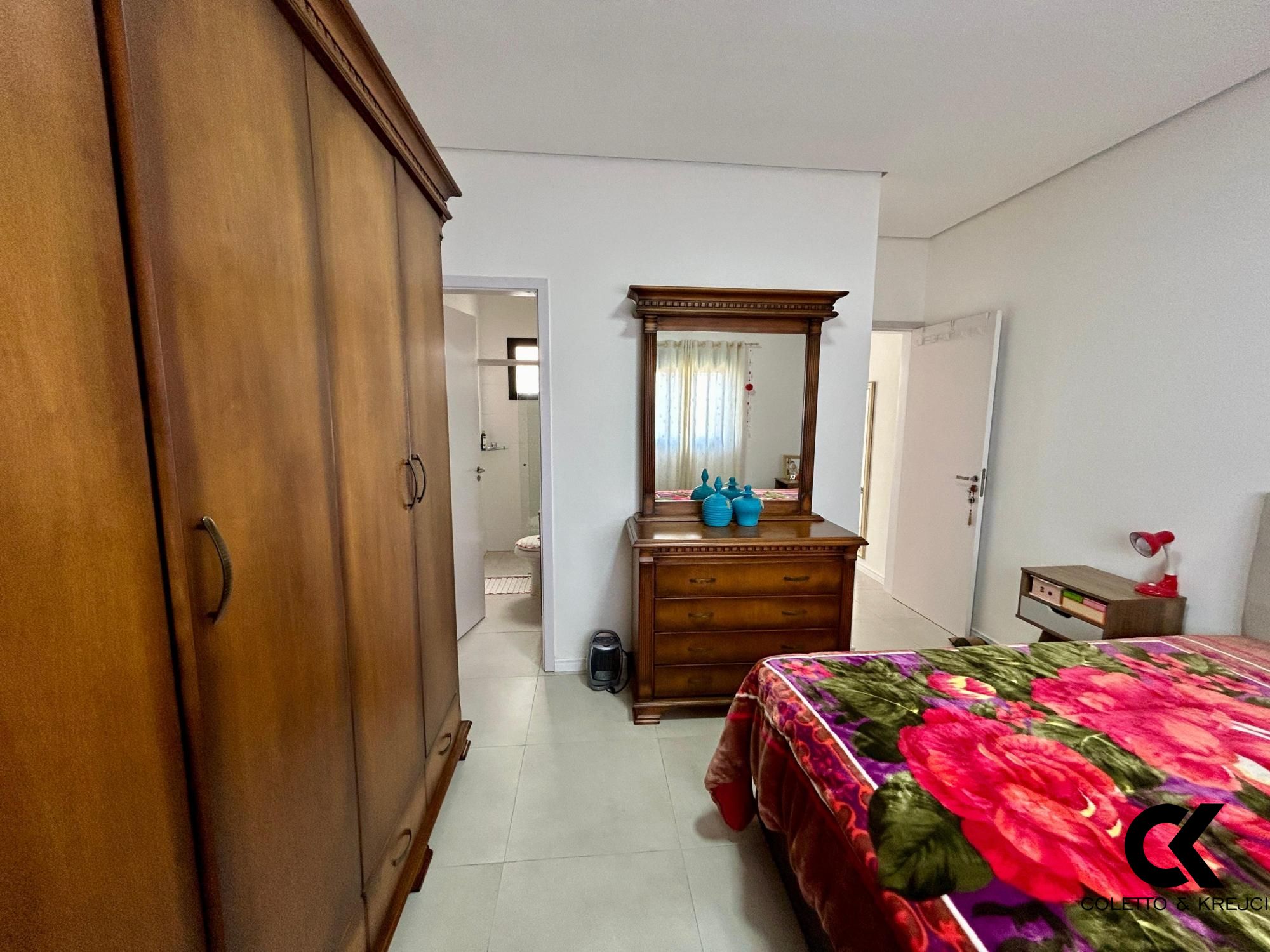 Casa à venda com 3 quartos, 122m² - Foto 19