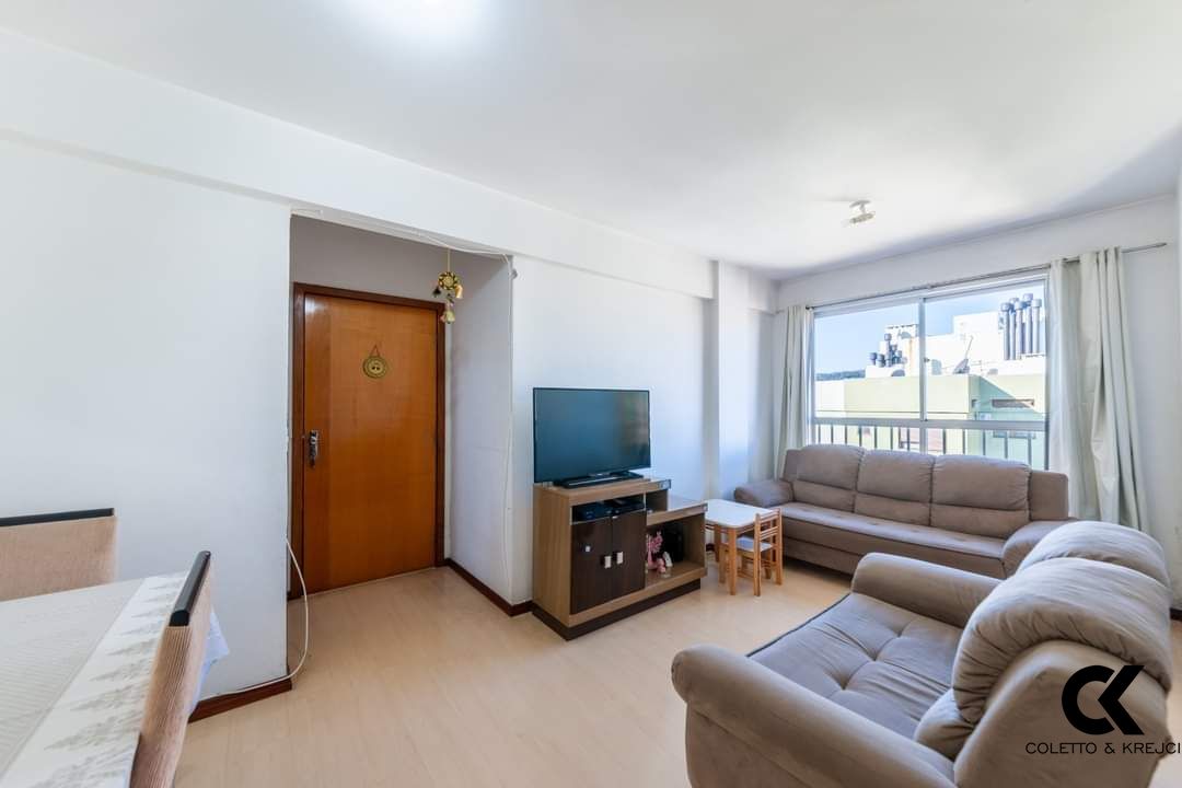 Apartamento à venda com 2 quartos, 68m² - Foto 1