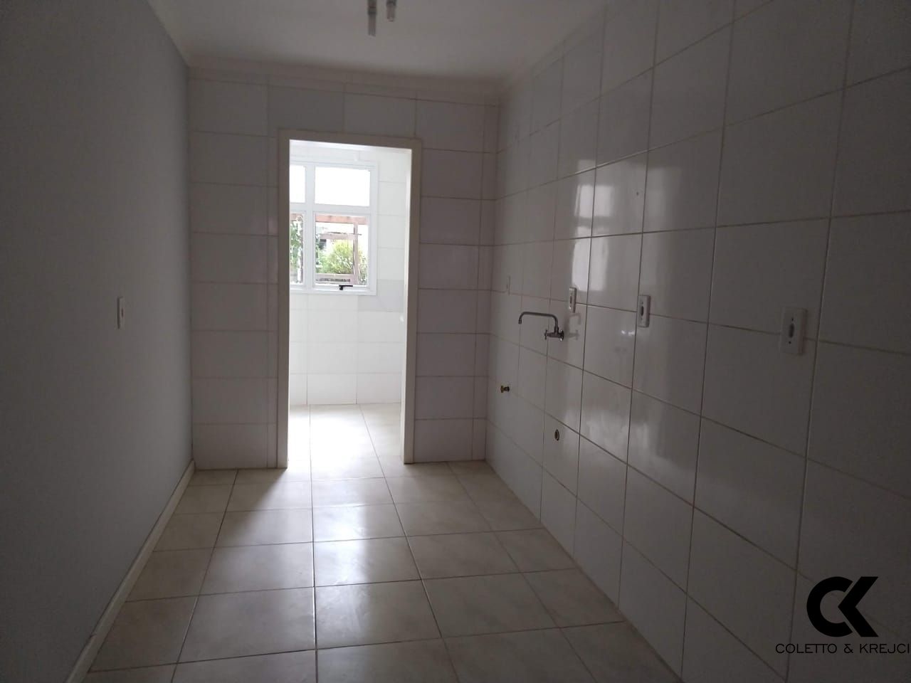 Apartamento à venda com 2 quartos, 88m² - Foto 2